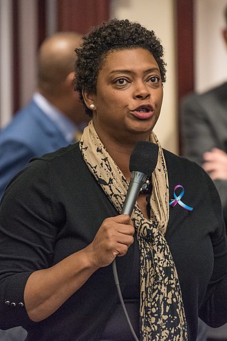 Tracie Davis