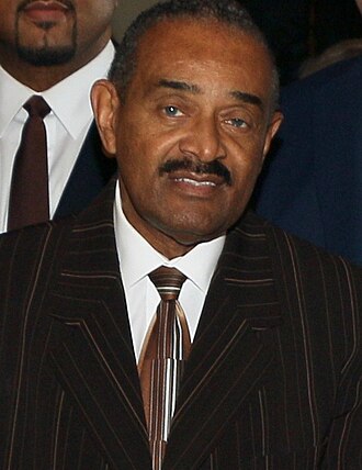 Vernon Smith