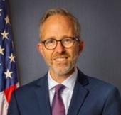 Mark Sylvia