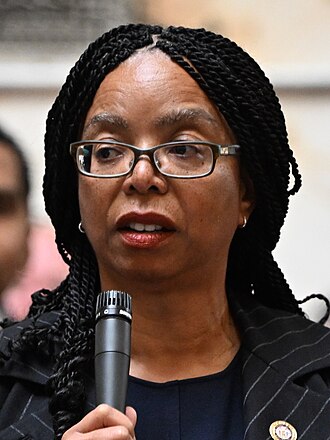 Robbyn Lewis