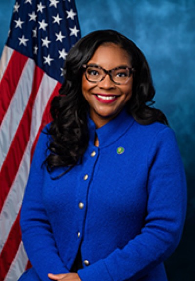 Emilia Sykes